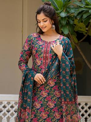 Women Green color cotton blend printed work fancy kurta bottom and dupatta set 2