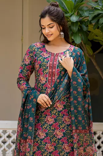 Women Green color cotton blend printed work fancy kurta bottom and dupatta set