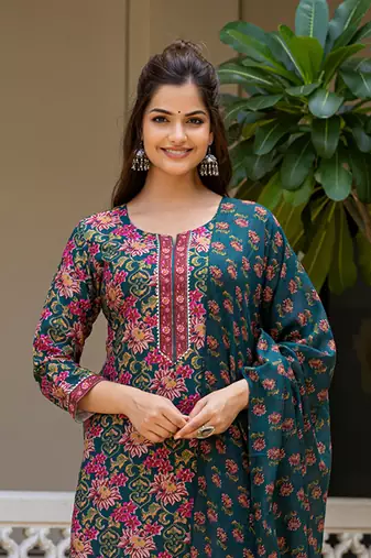 Women Green color cotton blend printed work fancy kurta bottom and dupatta set