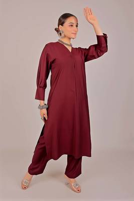 Women's maroon kurti pajama set 5