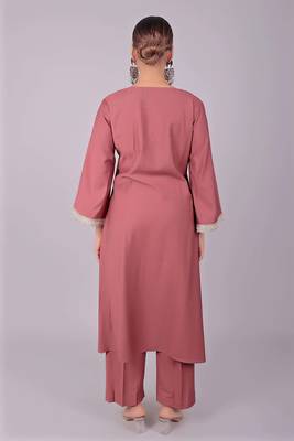 Women's mauve kurti pajama set - embroidery patch on sleeve 3