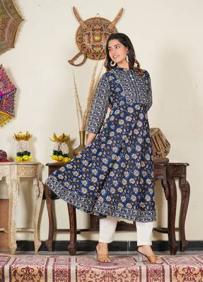  women's blue floral printed anarkali kurti (blue) 2
