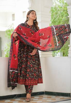  women's floral printed anarkali kurta with pants & dupatta set (black) 2