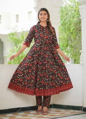  women's floral printed anarkali kurta with pants & dupatta set (black) 4