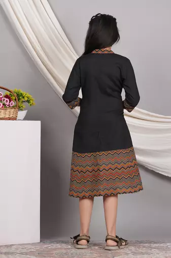  kids rayon & cotton zig-zag printed a-line kurta (black)