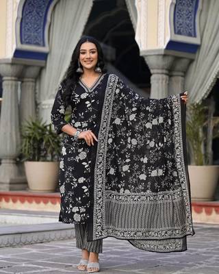 Black Floral Print Indian Straight Salwar Kameez Kurti Pant Dupatta Set for Women 1
