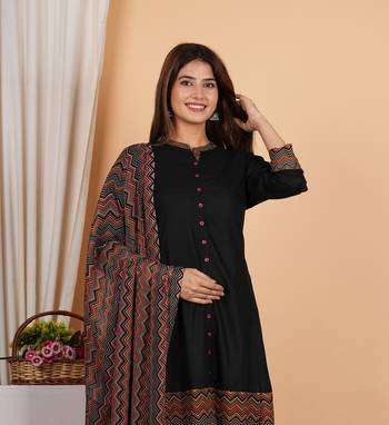  women's rayon zig-zag printed regular fitted black a-line kurta with zig-zag printed dupatta 5