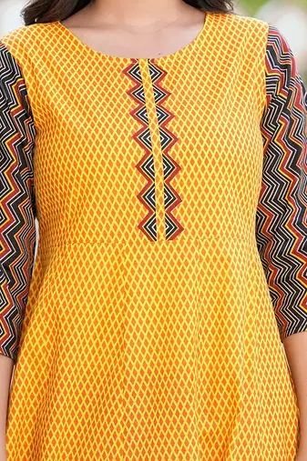  women's cotton geometric print anarkali kurta with dupatta set (mustard)