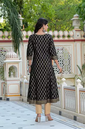  women's cotton gold print anarkali kurta with dupatta set (black)
