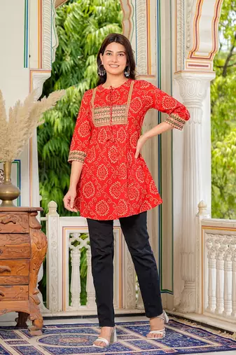  cotton mid thigh length bandej printed round neck short kurti for women