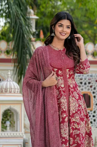  women's floral printed anarkali kurta with zig-zag printed pant & dupatta (maroon)