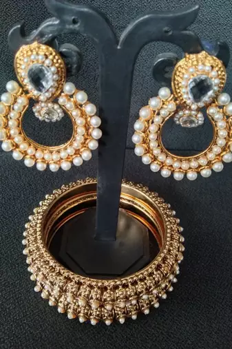 Designer Traditional Pearl Earings with Traditional Pearl Kadas