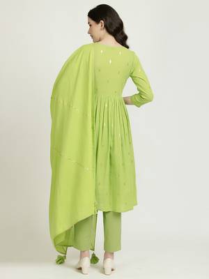 Vyom tara women   s parrot green cotton lurex kurta and pant set: chic & comfortable 2