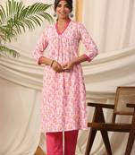 Vyomtara women's pink floral elegance kurta set     embrace grace in bloom!