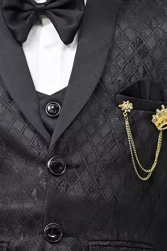 Boys full sleeves 5 piece jacquard coat suit set with bow tie - black