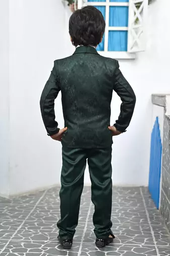 Boys full sleeves 5 piece jacquard coat suit set with bow tie - green
