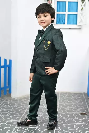 Boys full sleeves 5 piece jacquard coat suit set with bow tie - green