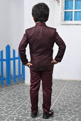 Boys full sleeves 5 piece jacquard coat suit set with bow tie - maroon 2