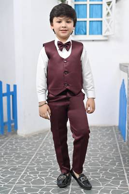 Boys full sleeves 5 piece jacquard coat suit set with bow tie - maroon 4