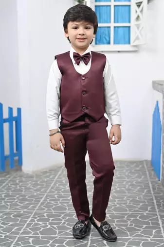 Boys full sleeves 5 piece jacquard coat suit set with bow tie - maroon