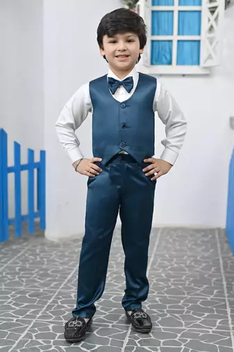 Boys full sleeves 5 piece jacquard coat suit set with bow tie - royal blue
