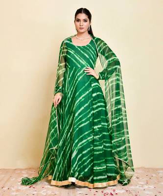 Green georgette laheriya printed long kurti with dupatta 1