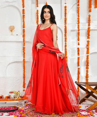 Red georgette hand painted dupatta and plain anarkali. 1