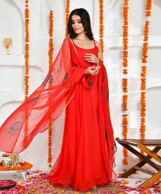 Red georgette hand painted dupatta and plain anarkali. 2