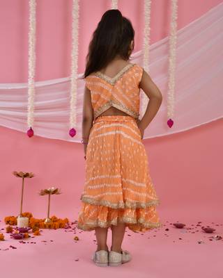 Girl's Peach Bandhani Lehenga and Top Set With Dupatta 2