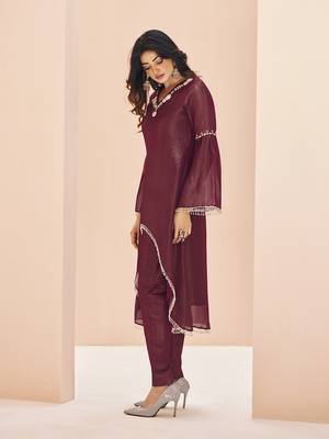 Deep maroon embellished organza kurta set 2
