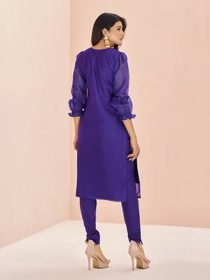 Vibrant purple floral embroidered organza kurta set 3