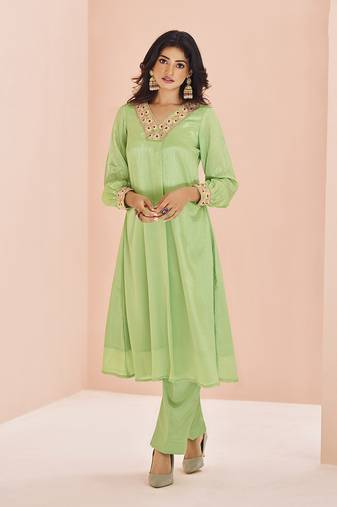 Light green embellished chinon kurta set