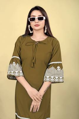 Green cotton fabric thread embroidery work kurti for formal looks 3