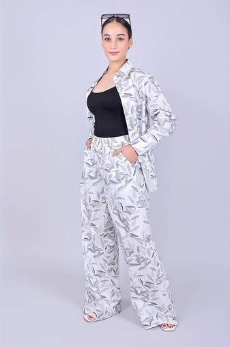 Women's printed co-ord set white leaf