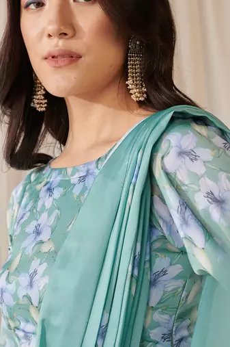 Seagreen slit skirt saree set