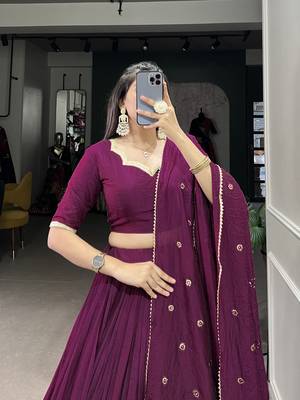 Women's Lehenga Choli Set For Wedding  3