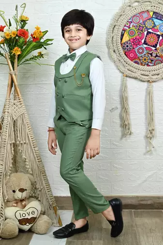 Boys cotton full sleeves solid 3 piece party suit set with bow - green