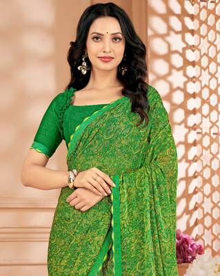 Green digital paisley printed chiffon saree with blouse 2