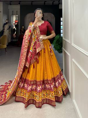 Women's Printed Lehenga Choli With Dupatta  1
