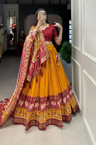 Women's Printed Lehenga Choli With Dupatta 
