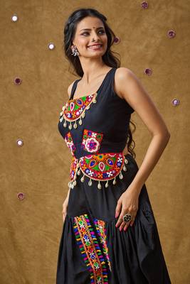 Black Cotton Navratri Garba Gamathi Patch Work Readymade Blouse 3
