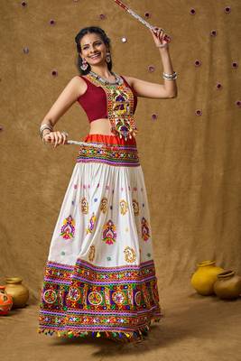 Maroon Cotton Navratri Garba Gamathi Patch Work Readymade Blouse 5
