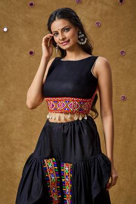 Black Cotton Navratri Garba Embroidered Kodi work Readymade Blouse 3