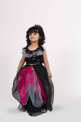 Elaisha sleeveless embroidered top with skirt set - black & hot pink 1