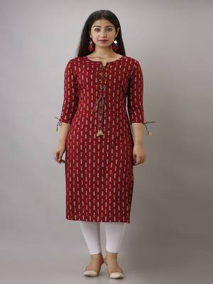 women's rayon paisley printed straight kurta in maroon 1