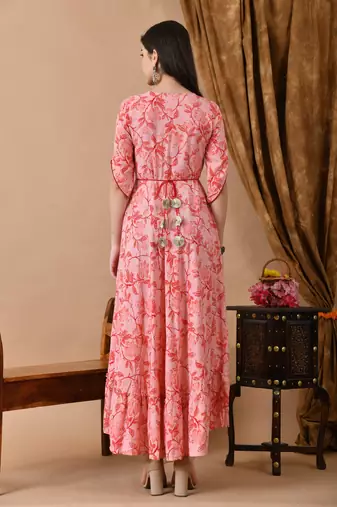 women's embroidered anarkali kurta in pink