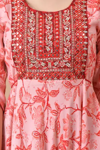 women's embroidered anarkali kurta in pink