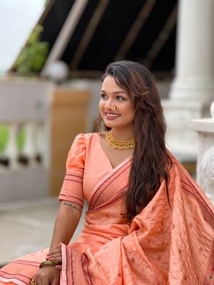 Peach checks paithani silk zari woven saree 2