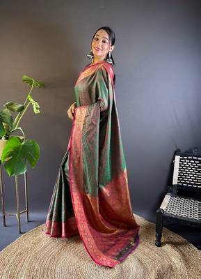 Green soft kashmiri silk zari woven contrast saree 3