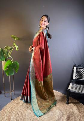 Red soft kashmiri silk zari woven contrast saree 3
